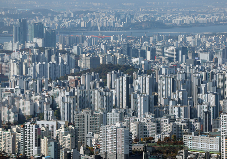 "세금 부담되네"…서울 아파트 증여 비중, 7년 만에 최저