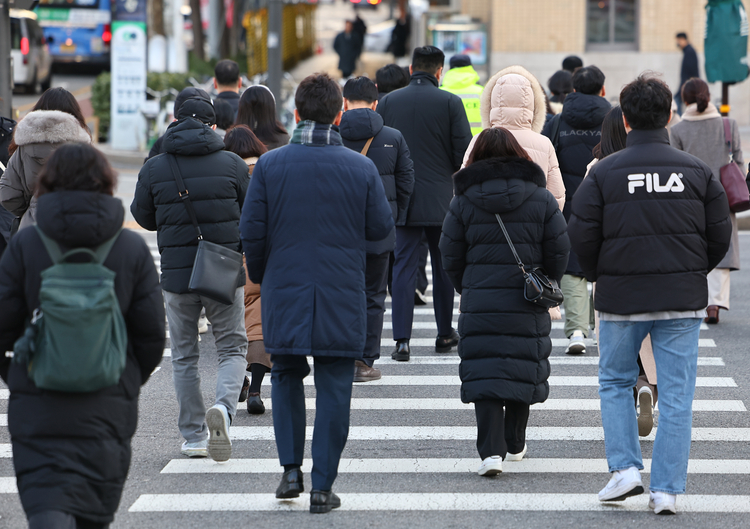 건보료 낮은 상한선 논란…일반 직장인보다 초고소득자 유리